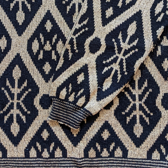 GOLDEN SNOWFLAKE SWEATER - Picture 3 of 5